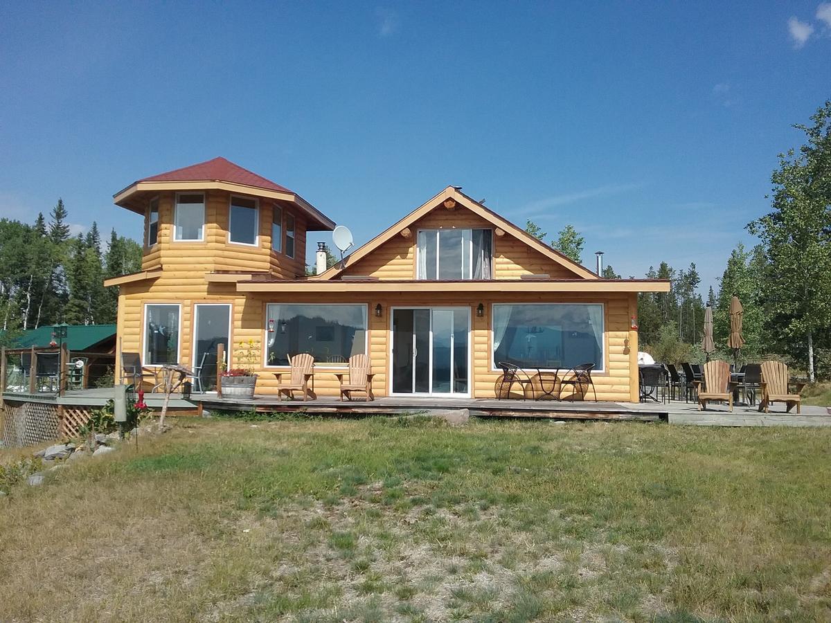 Eagle Bear Lodge Tatla Lake Екстериор снимка